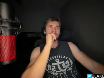 Chaturbate Free Porn Cam of blakemiles2