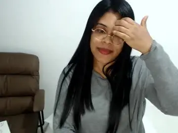 Chaturbate Live Sex Cam of briannacute
