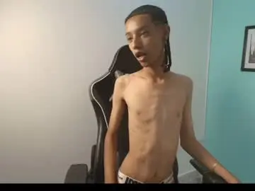 Chaturbate Best live sex cam show of drake_cum23