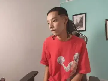 Chaturbate Nude Webcam of drake_cum23