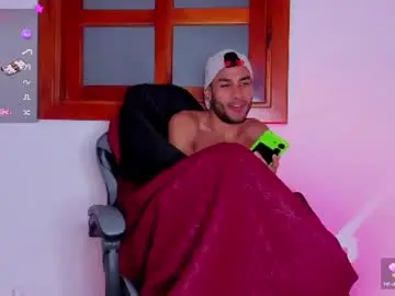Chaturbate Nude Webcam of maxpower003