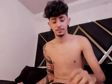 Chaturbate Live Porn of skinny_boss