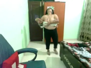 Dscgirls Live Sex Cam of Param-kaur