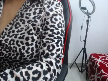 Dscgirls Best live sex cam show of Roshi_Love