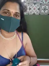 Dscgirls Adult Webcams of indianhothyd