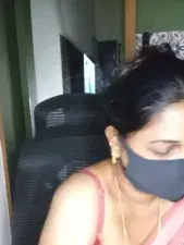 Dscgirls Live Sex Cam of indianhothyd