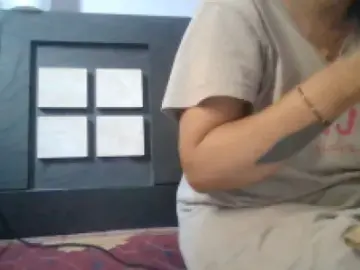 Dscgirls Watch Live Sex Cams of Julie