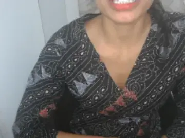 Dscgirls Adult Video Chat of Vinni_