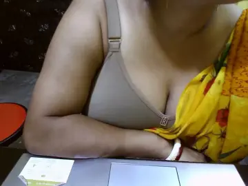 Dscgirls Watch Live Sex Cams of SexyRadha