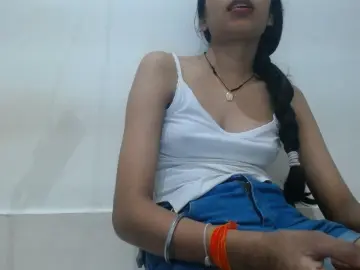 Dscgirls Watch Live Sex Cams of KajalDarlingg