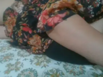 Dscgirls Watch Live Sex Cams of Queen Saundarya