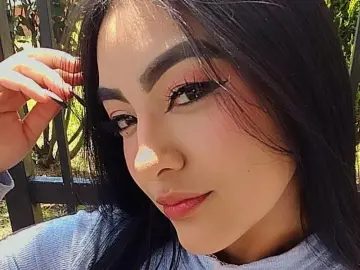 Imlive Live Porn of RoxxySweett