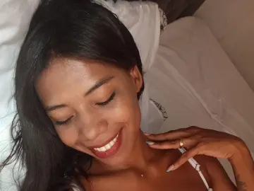 Imlive Sex Cam of RoxanaQueenBlue