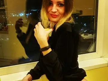 Imlive Free Live Porn of VeronikaGold35