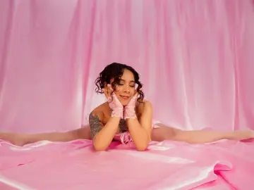 Imlive Live Sex Cam of KarenMorgan