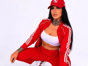 Imlive Watch Live Sex Cams of HottyNicole