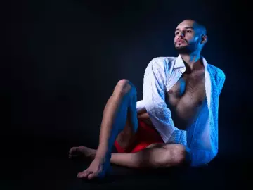 Imlive Best Webcam of GuesssWhoo24