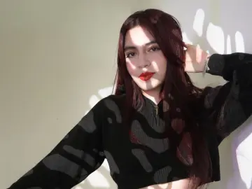 Imlive Live Sex Cam of Zoenova77