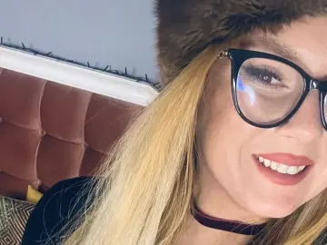 Imlive Adult Webcam of KittyHumpsX