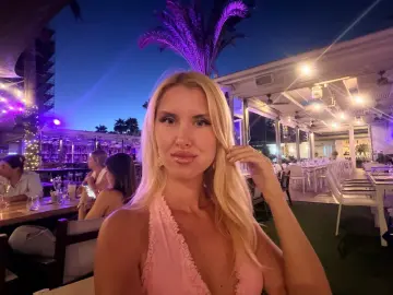 Imlive Watch Live Sex Cams of Monica136610