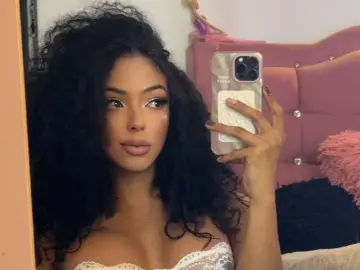 Imlive Live Sex Cam of LauraCollingss