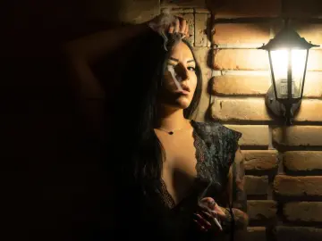 Imlive Live Sex Cam of Izabel