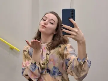 Imlive Live Porn of Melonika
