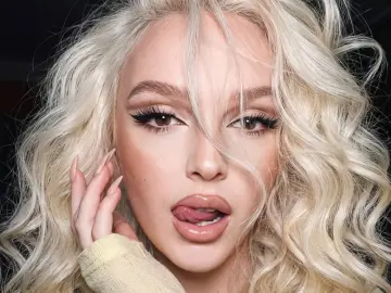 Imlive Watch Live Sex Cams of WhisperingGrace