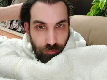 Imlive Free Porn Cam of ThicknhardRun