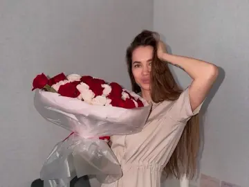 Imlive Free Porn Cam of Flowna