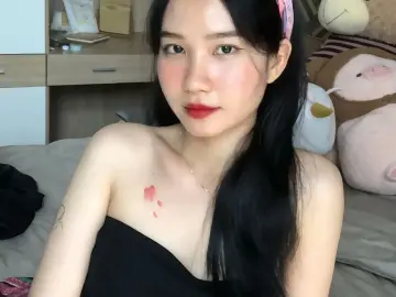 Imlive Free Live Porn of Lilyyy