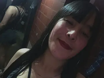 Imlive Live Sex Cam of AlairaAura