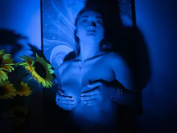 Imlive Free Porn Cam of Carlie_Candy