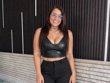 Imlive Adult Webcam of NohemiBlakeX