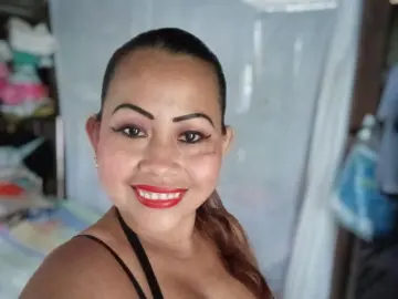 Imlive Free Porn Cam of MadameSophieSSFine