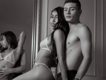 Imlive Live Sex Cam of HannaandApolo26