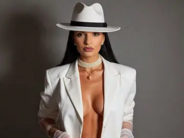 Livejasmin Live Sex Cam of AllaRoberts