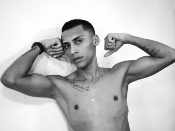 Livejasmin Live Sex of HarinRobert