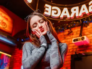 Livejasmin Sex Cam of XeniaUsher