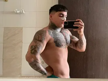 Livejasmin Free Porn Cam of DerrickPierc