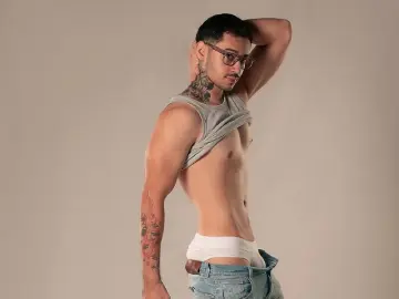 Livejasmin Adult Webcam of SalvatoreCost