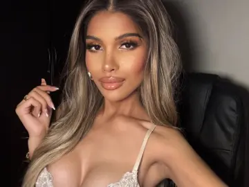 Livejasmin Sex Chat of ShantalMolly