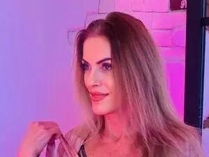 Myfreecams Live Sex Cam of NaomiAmora