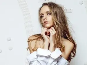 Myfreecams Live Sex Cam of LovelyLullaby