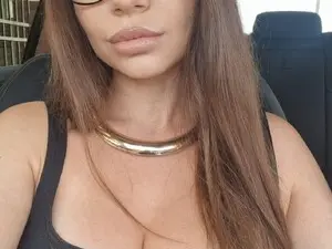Myfreecams Live Porn of Jullyenn3