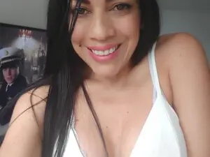 Myfreecams Free Live Porn of Sara_velez_40