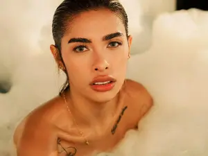 Myfreecams Sex Chat of Mia_reevess