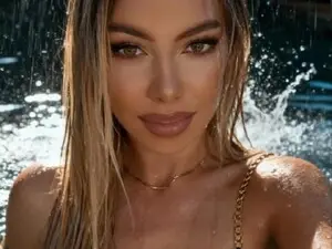 Myfreecams Watch Live Sex Cams of Maxblonde