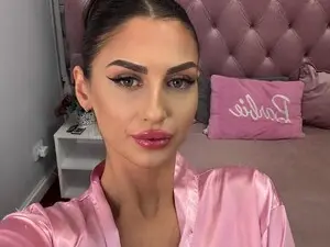 Myfreecams Free Porn Cam of BelovedKhlloe