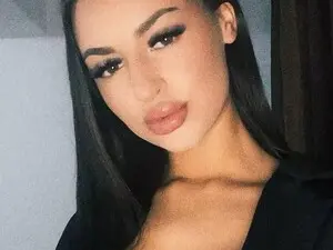 Myfreecams Sex Cam of Ella_Luxe